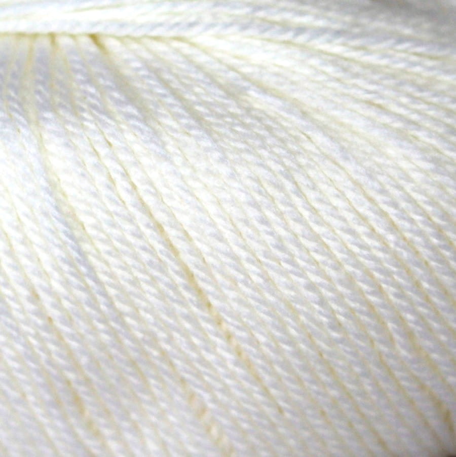 Włóczka Vip 10001 Bianco - wełna merino extrafine z kaszmirem